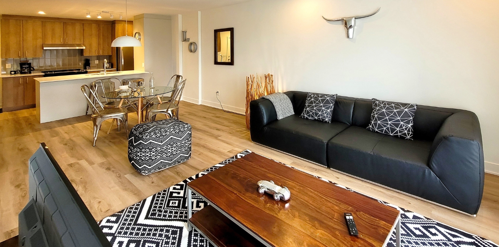 Fully furnished apartments in Brossard Fully furnished apartments in Brossard