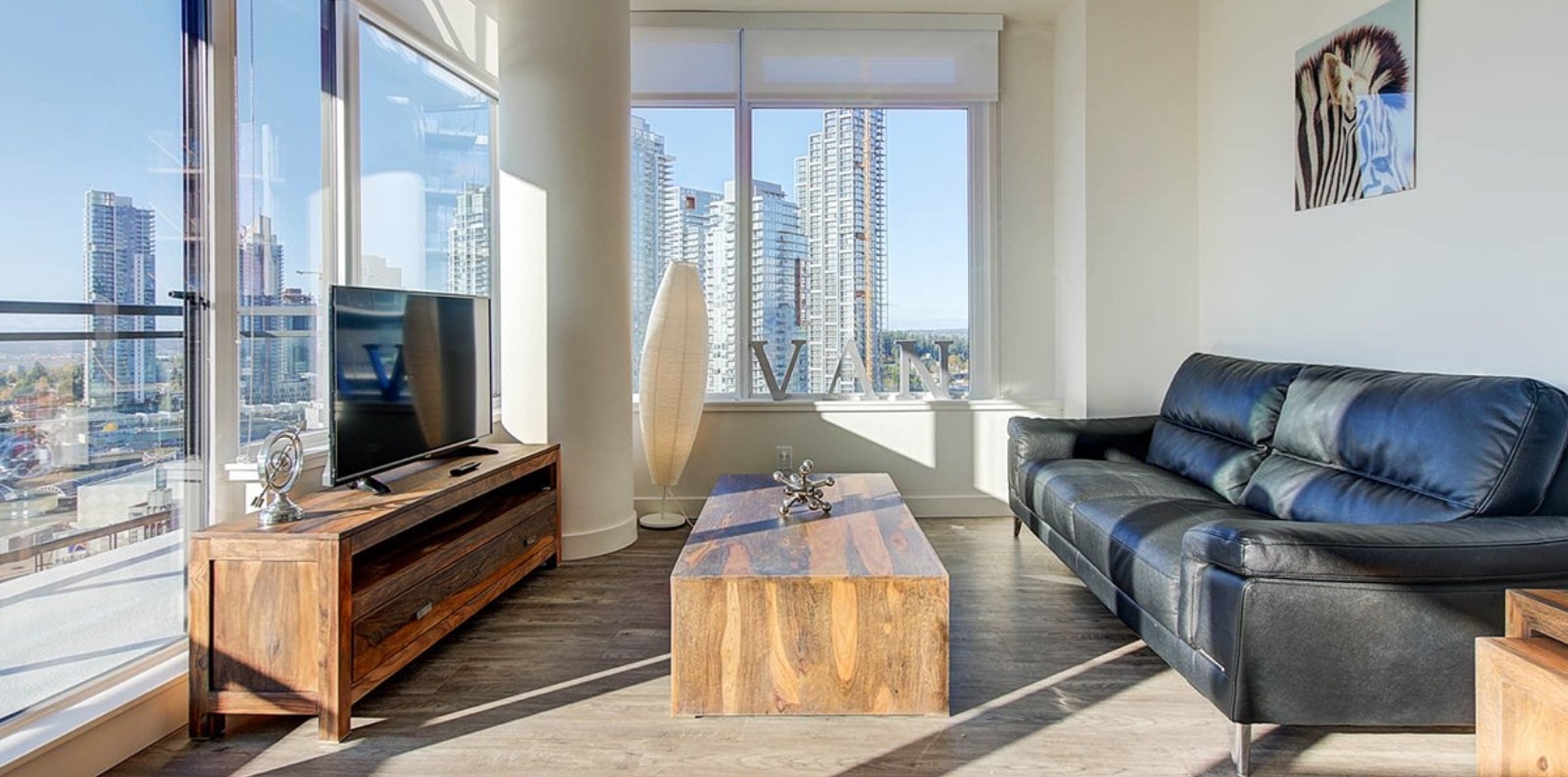 Fully furnished apartments and studios High-speed Wi-Fi Fully equipped kitchens Private balconies with amazing views in Toronto