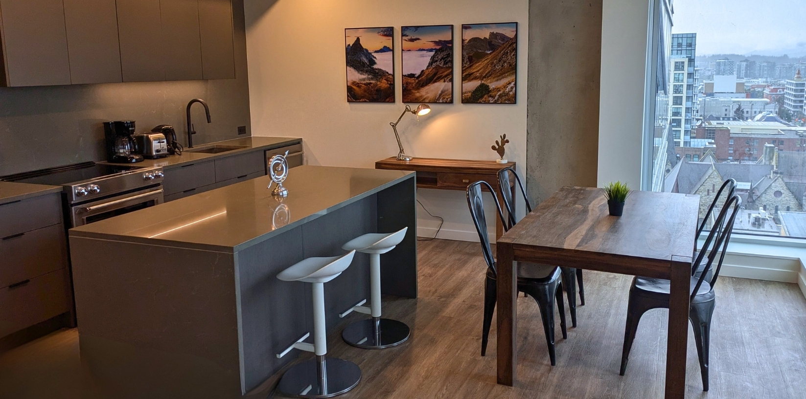 Fully furnished apartments and studios High-speed Wi-Fi Fully equipped kitchens Private balconies with amazing views (51)