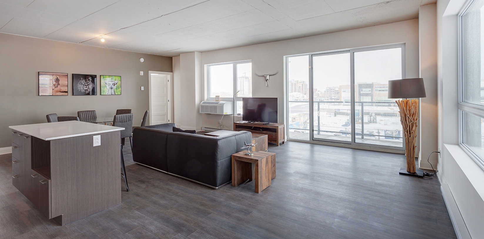 Fully furnished apartments in Laval